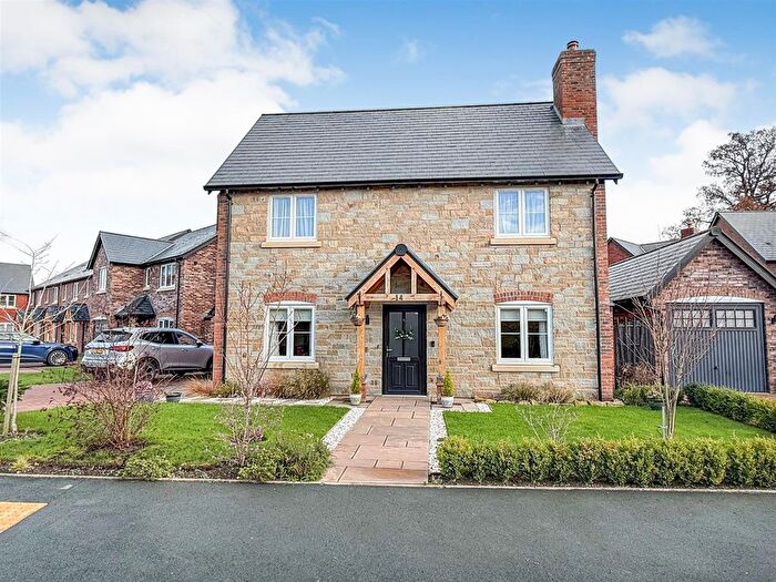 4 Bedroom Detached House For Sale In Maes Sarn Wen, Four Crosses, SY22
