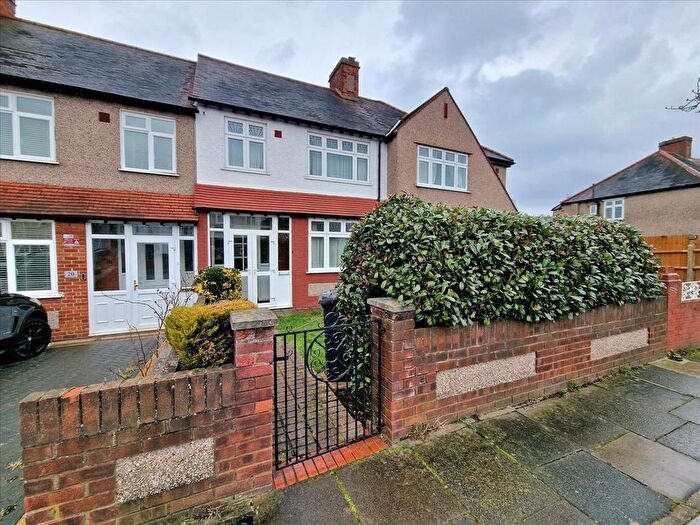 3 Bedroom Property For Sale In Chelford Road, Bromley, BR1
