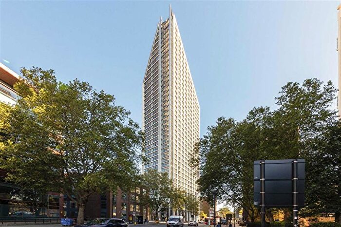 Studio For Sale In Southwark Bridge Road, Elephant And Castle, SE1