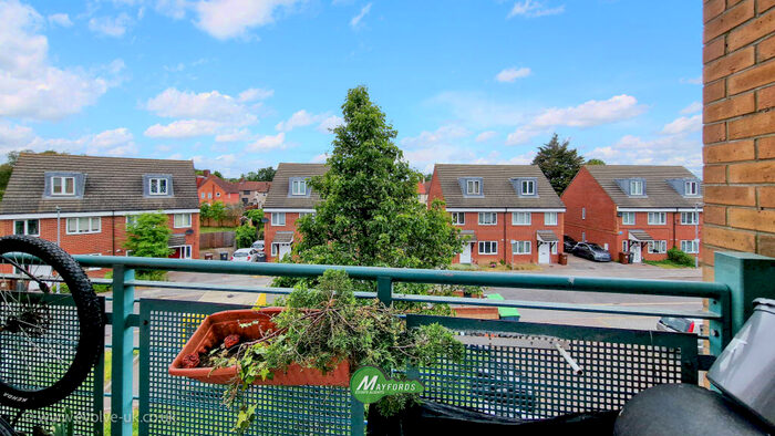 2 Bedroom Flat For Sale In Eldridge Court, St. Mark's Place, Dagenham, Dagenham, RM10