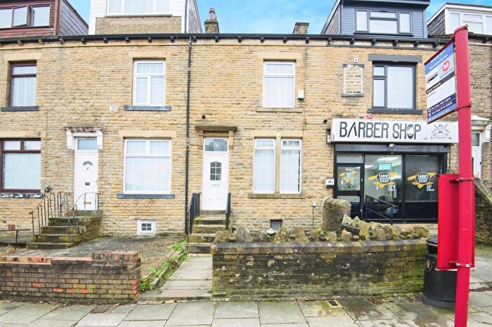 3 Bedroom Terraced House For Sale In Parkside Road, Bradford, BD5