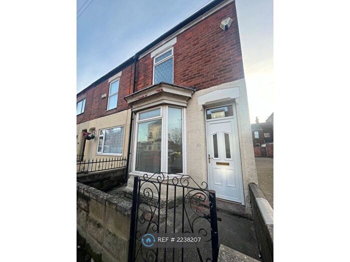 2 Bedroom End Of Terrace House To Rent In Fifth Avenue, Goole, DN14