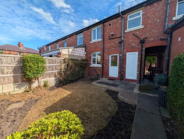 2 Bedroom Terraced House To Rent In Argyle Road, Leyland, Lancashire, PR25