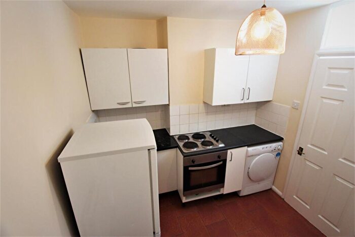 Studio To Rent In Seven Sisters Road, Holloway, N7