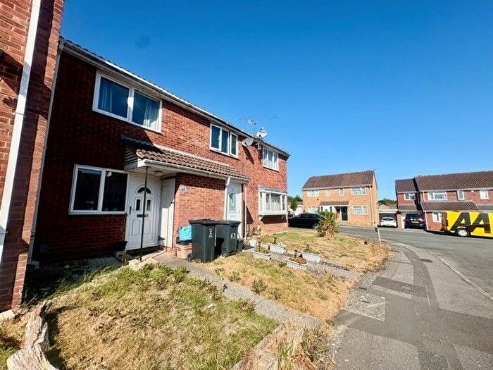 2 Bedroom Link Detached House To Rent In Ravenglass Road, Swindon, SN5