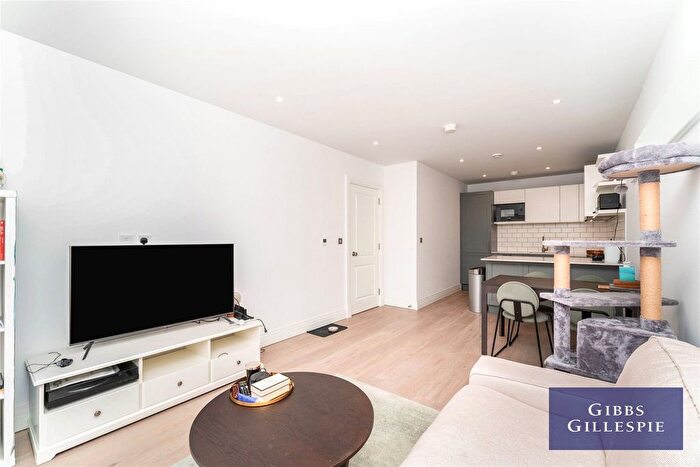 2 Bedroom Flat For Sale In Bogart House, Ealing, Filmworks Walk, W5