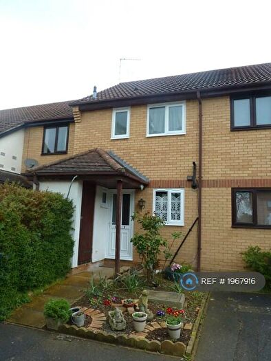 2 Bedroom Terraced House To Rent In Woodpecker Way, Northampton, NN4