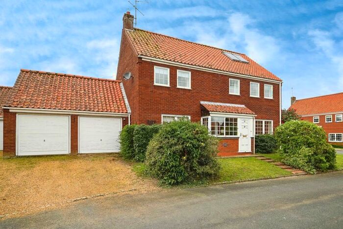 5 Bedroom Detached House For Sale In Church Crofts, Castle Rising, King's Lynn, PE31