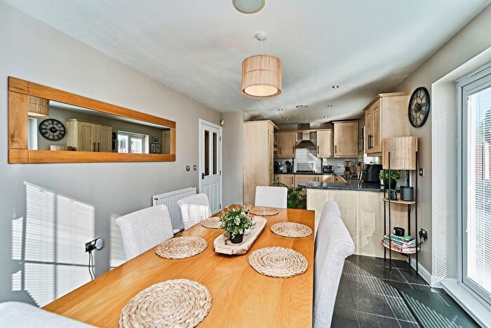 5 Bedroom Detached House For Sale In Old College Drive, Wednesbury, WS10