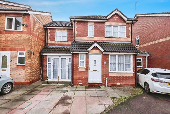 3 Bedroom Link Detached House For Sale In Mill Burn Way, Birmingham, B9