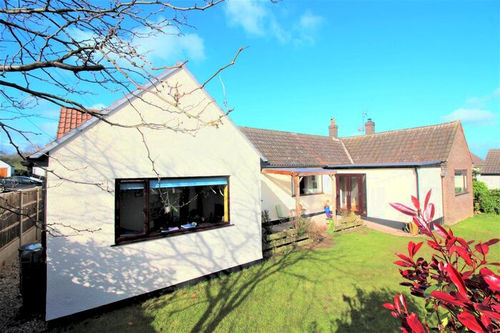 4 Bedroom Detached House For Sale In Knole Close, Almondsbury, Bristol, BS32