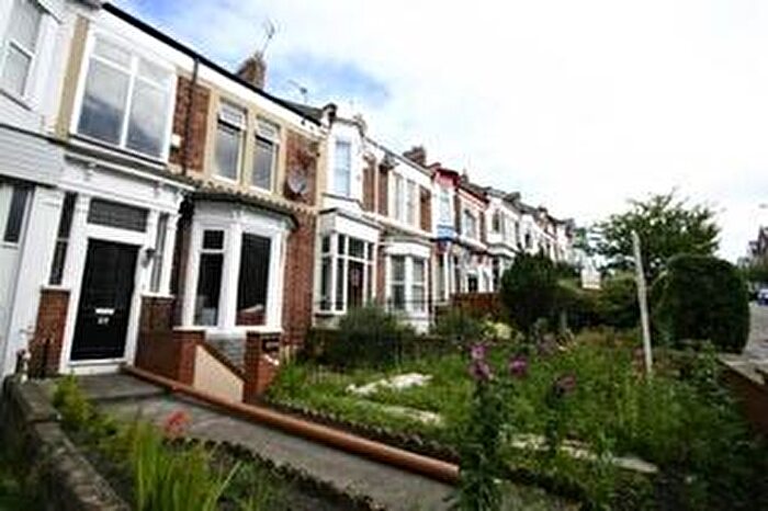 3 Bedroom Flat To Rent In Beach Road, Westoe, NE33