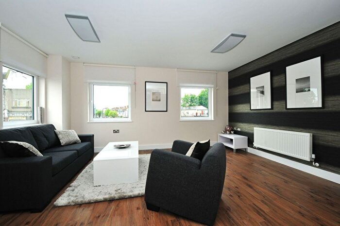 Studio To Rent In Trs Apartments, Southall, UB2