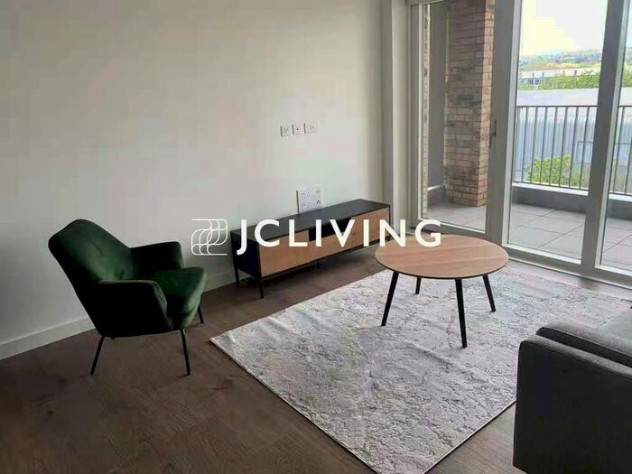 1 Bedroom Flat To Rent In Alington House, London, N8