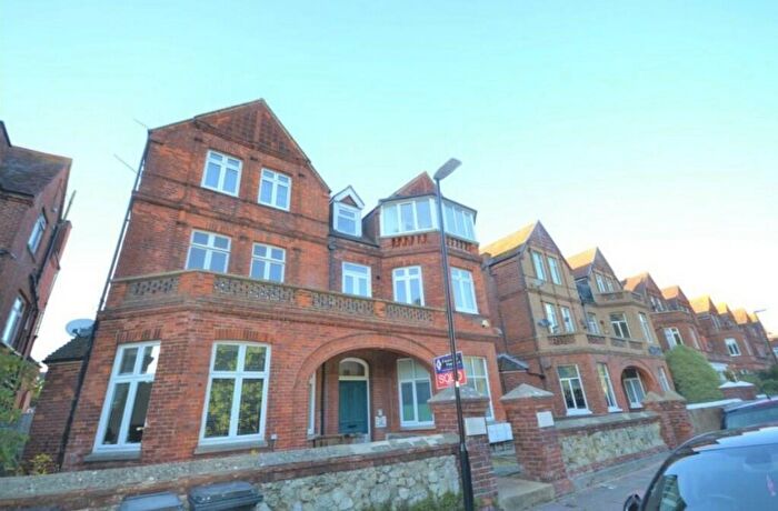 4 Bedroom Maisonette To Rent In Hartfield Road, Eastbourne, East Sussex, BN21