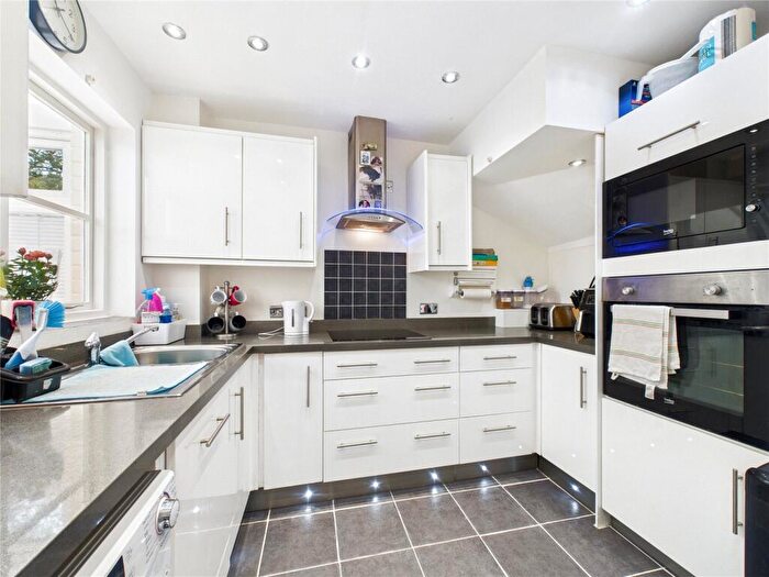 3 Bedroom Detached House For Sale In Flintwich Manor, Chelmsford, Essex, CM1