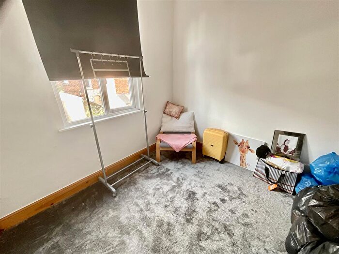 2 Bedroom Property To Rent In Nelson Street, Scarborough, YO12