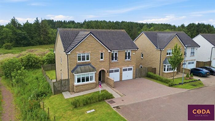 5 Bedroom Detached House For Sale In Cardyke Way, Auchinloch, Lenzie, G66