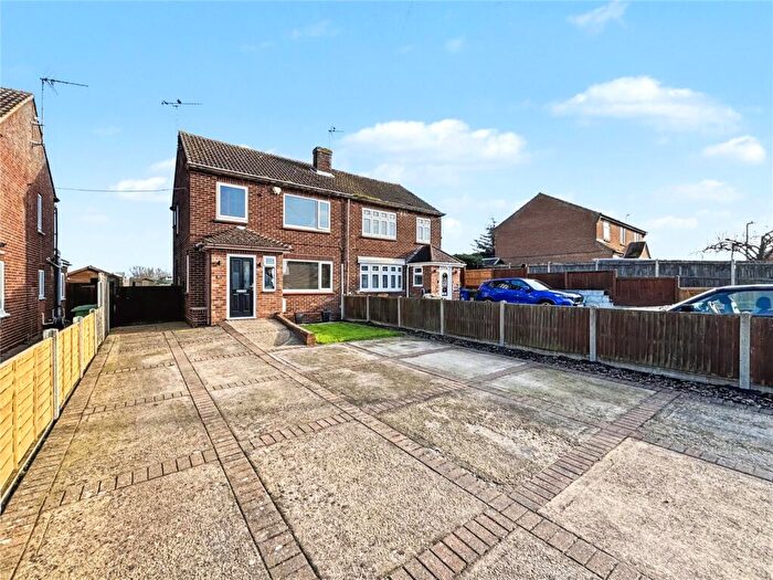 3 Bedroom Semi Detached House For Sale In Chaffes Lane, Upchurch, Kent, ME9