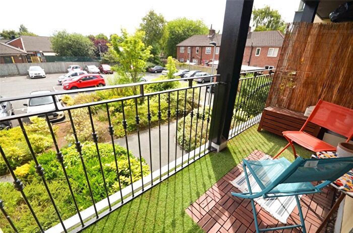2 Bedroom Apartment To Rent In Copper Place, Fallowfield, Greater Manchester, M14