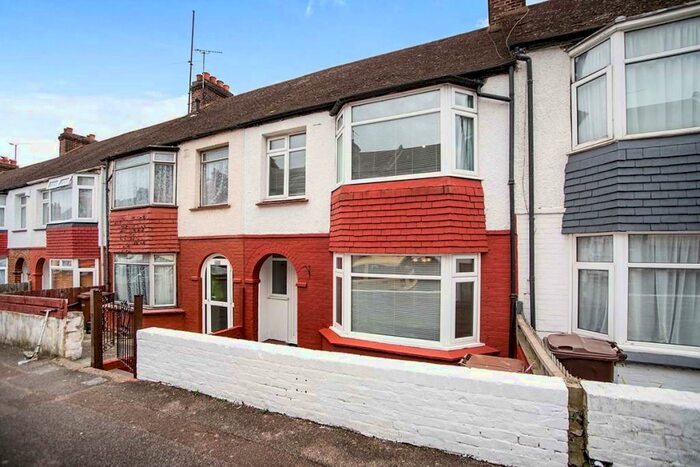 3 Bedroom Terraced House To Rent In Rochester Street, Chatham, Kent, ME4