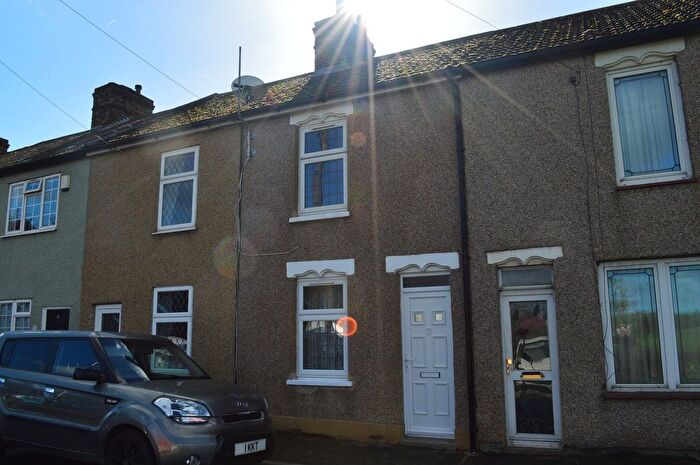 2 Bedroom Cottage To Rent In Wennington Road, Wennington, Rainham, RM13