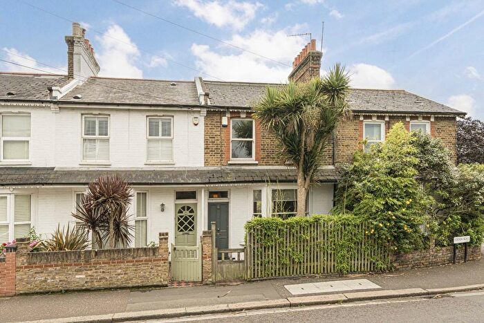 3 Bedroom Terraced House To Rent In Station Road, Hampton, TW12