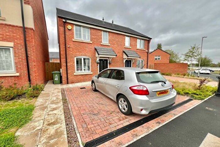 2 Bedroom Semi-Detached House To Rent In Ironworks Road, Walsall, WS2