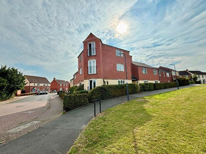 2 Bedroom Flat To Rent In LLoyds Way, Stratford Upon Avon, CV37