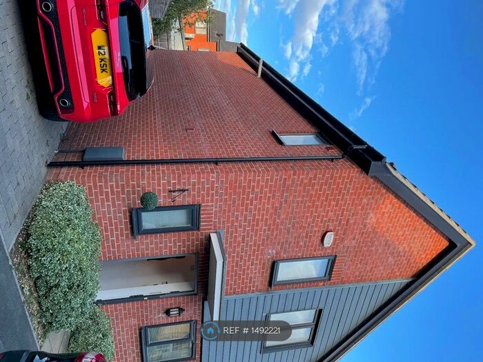 3 Bedroom Detached House To Rent In Harley Drive, Milton Keynes, MK7