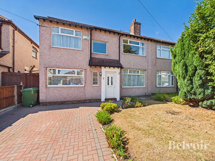 4 Bedroom Semi Detached House To Rent In Elder Gardens, Grassendale, Liverpool, L19