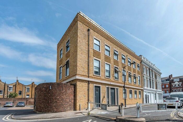 1 Bedroom Flat To Rent In Gateway, Vauxhall, London, SE17