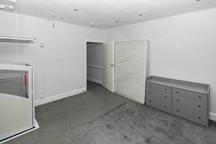 2 Bedroom Terraced House For Sale In Belfield Lane, Rochdale, OL16
