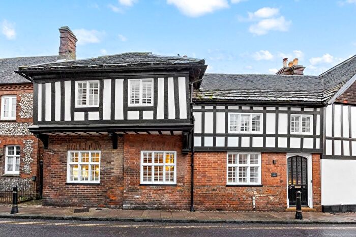 3 Bedroom Semi-Detached House For Sale In Church Street, Steyning, BN44