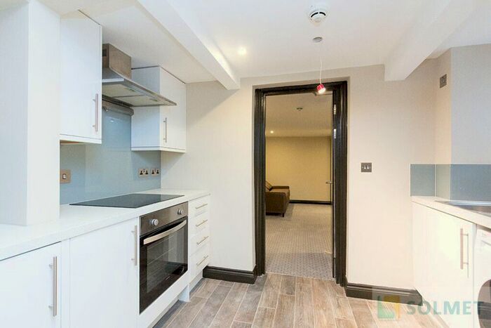 2 Bedroom Flat To Rent In Gloucester Terrace, Paddington, London, W2