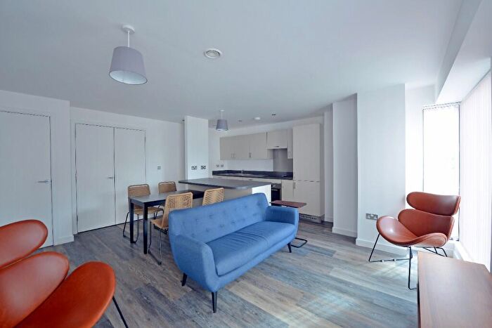 2 Bedroom Apartment To Rent In Apartment The Forum, Pershore Street, Birmingham, B5