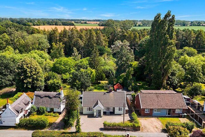 3 Bedroom Detached Bungalow For Sale In Pedham Road, Hemblington, NR13