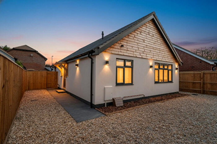 3 Bedroom Bungalow For Sale In West Common, Southampton, SO45