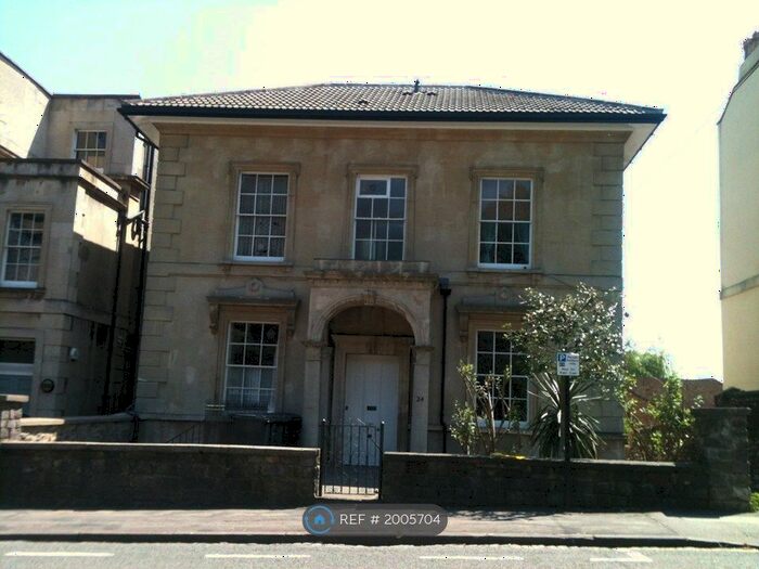 1 Bedroom Flat To Rent In Cotham Road, Bristol, BS6