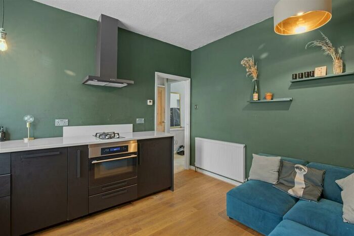 2 Bedroom Flat To Rent In Franklin Road, BN2