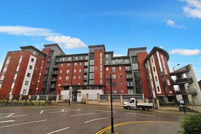 2 Bedroom Apartment For Sale In St Anns Quay, Quayside, Newcastle Upon Tyne, Tyne And Wear, NE1