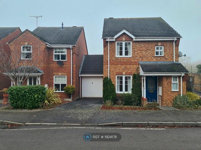 3 Bedroom Detached House To Rent In Elliot Close, Kibworth, Leicester, LE8