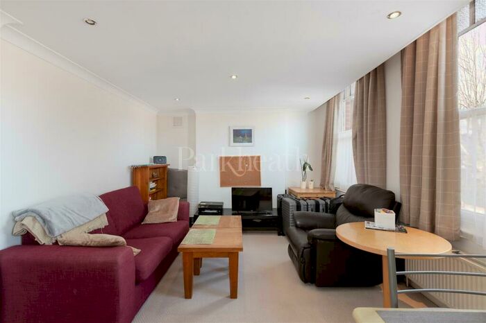 1 Bedroom Flat To Rent In Walm Lane, Willesden, NW2