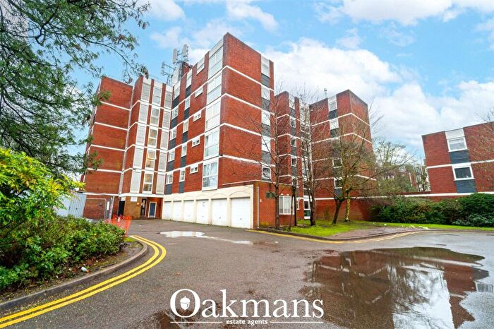 2 Bedroom Apartment For Sale In Hagley Road, Birmingham, West Midlands, B16