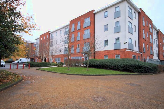 2 Bedroom Flat To Rent In Taywood Road, Northolt, UB5