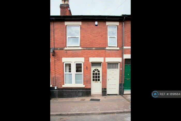3 Bedroom Terraced House To Rent In Peach Street, Derby, DE22
