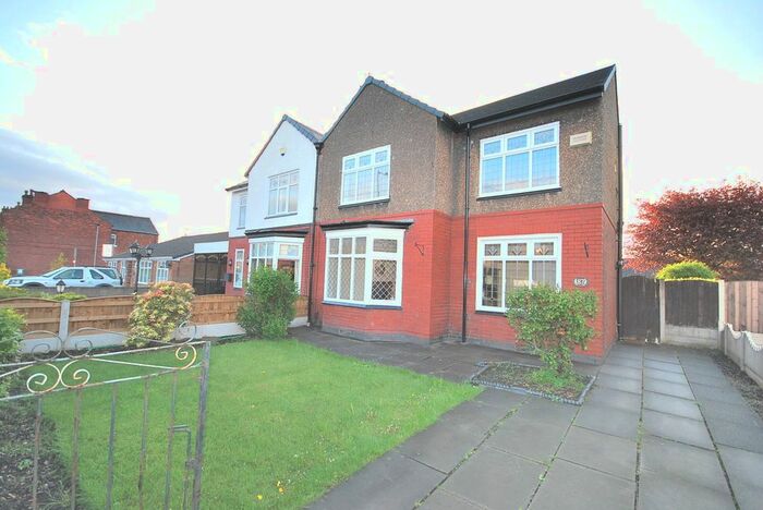 3 Bedroom Semi-Detached House To Rent In The Avenue, Leigh, WN7