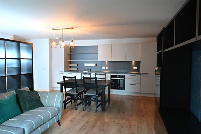 1 Bedroom Flat To Rent In Pillans Place, Leith, Edinburgh, EH6