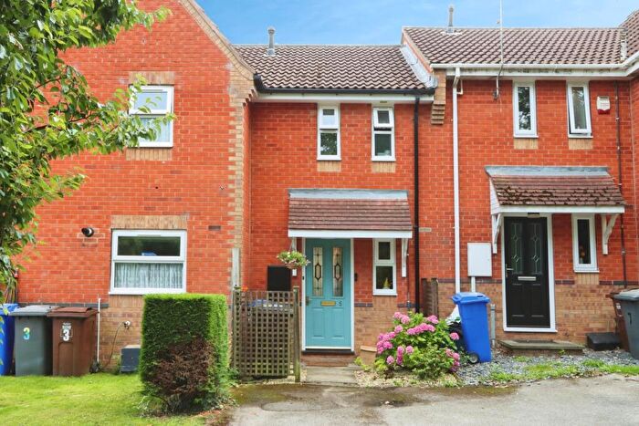 1 Bedroom Terraced House For Sale In Hall Meadow Grove, Halfway, Sheffield, South Yorkshire, S20