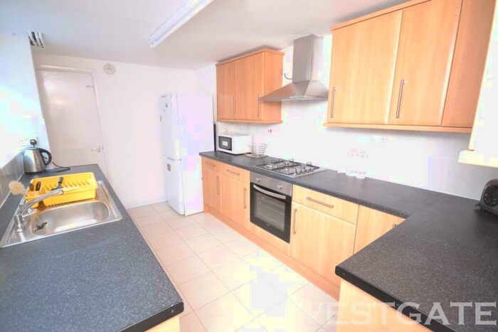 4 Bedroom Terraced House To Rent In Hatherley Road, Reading, RG1